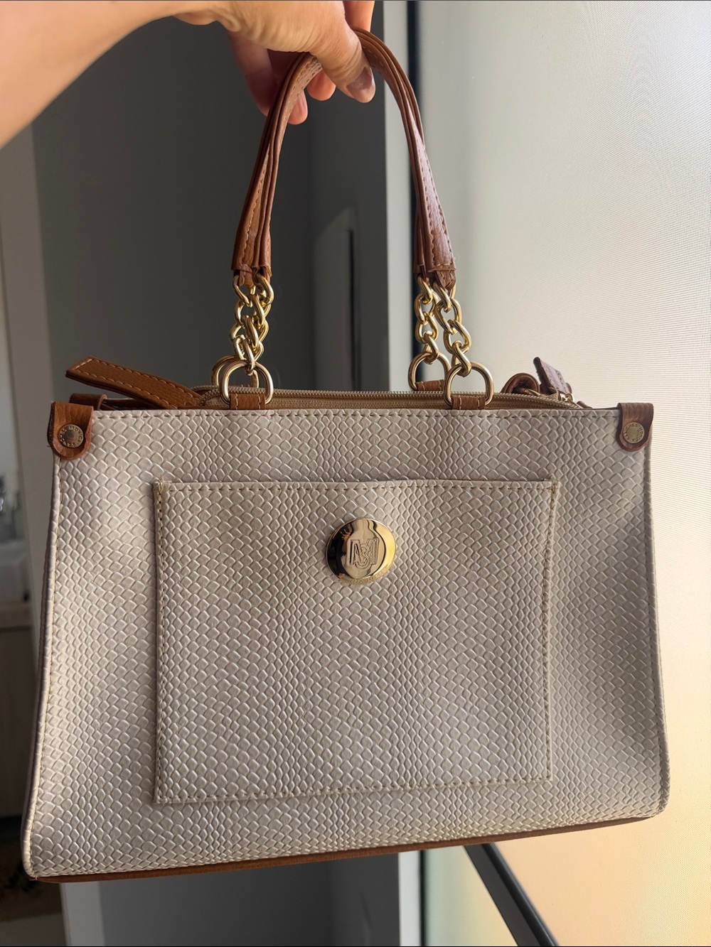 Monica Sanches Handbag Rare mode- Crossbody Satchel- Brand New